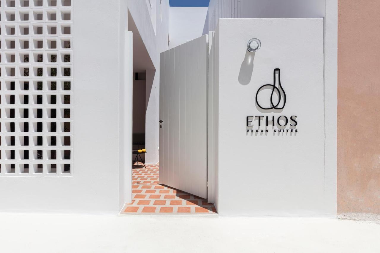 Ethos Vegan Suites Fira  Dış mekan fotoğraf